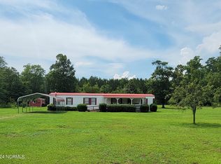 5822 White Line Rd, Ayden, NC 28513