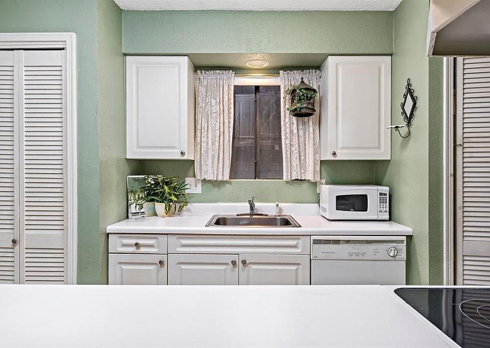 1st image of 12100 Melville Dr APT 407