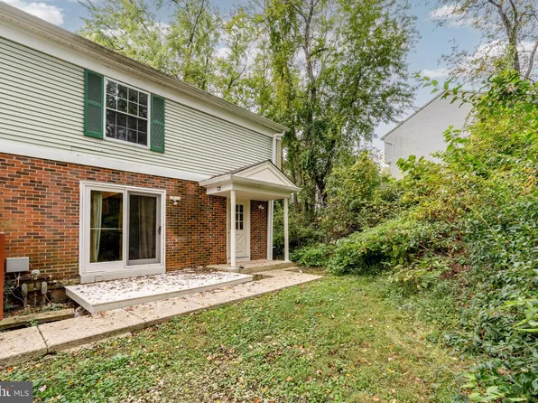 72 Ridgelawn Rd #D, Reisterstown, MD 21136