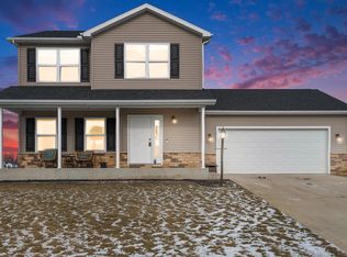 12853 King Fish Dr, Middlebury, IN 46540