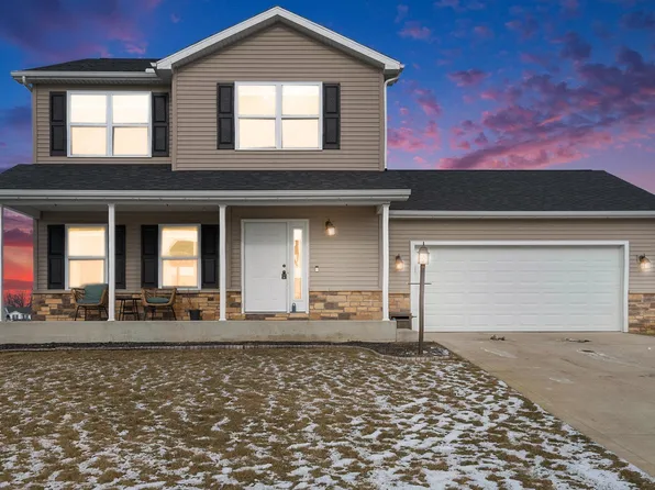 12853 King Fish Dr, Middlebury, IN 46540