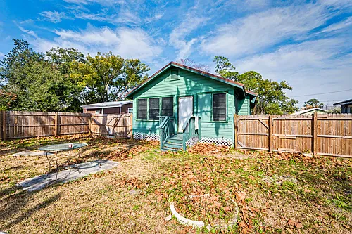 250 Vernis Ave Photo 1