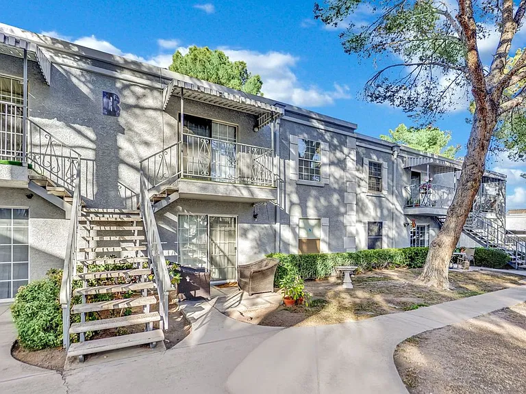 3823 S Maryland Pkwy #B9 — Photo 18