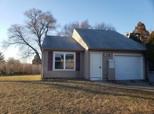 1 Aldeberan Ct, Turnersville, NJ 08012