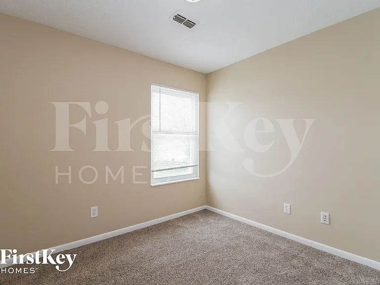 15 Mallard Dr — Photo 10