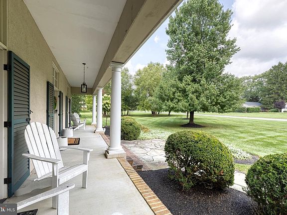 3rd image of 11106 Pool Rd