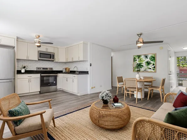 1735 Dole St APT 203, Honolulu, HI 96822