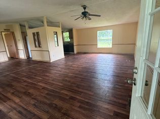 10774 Sunny Ln, Glen Saint Mary, FL 32040