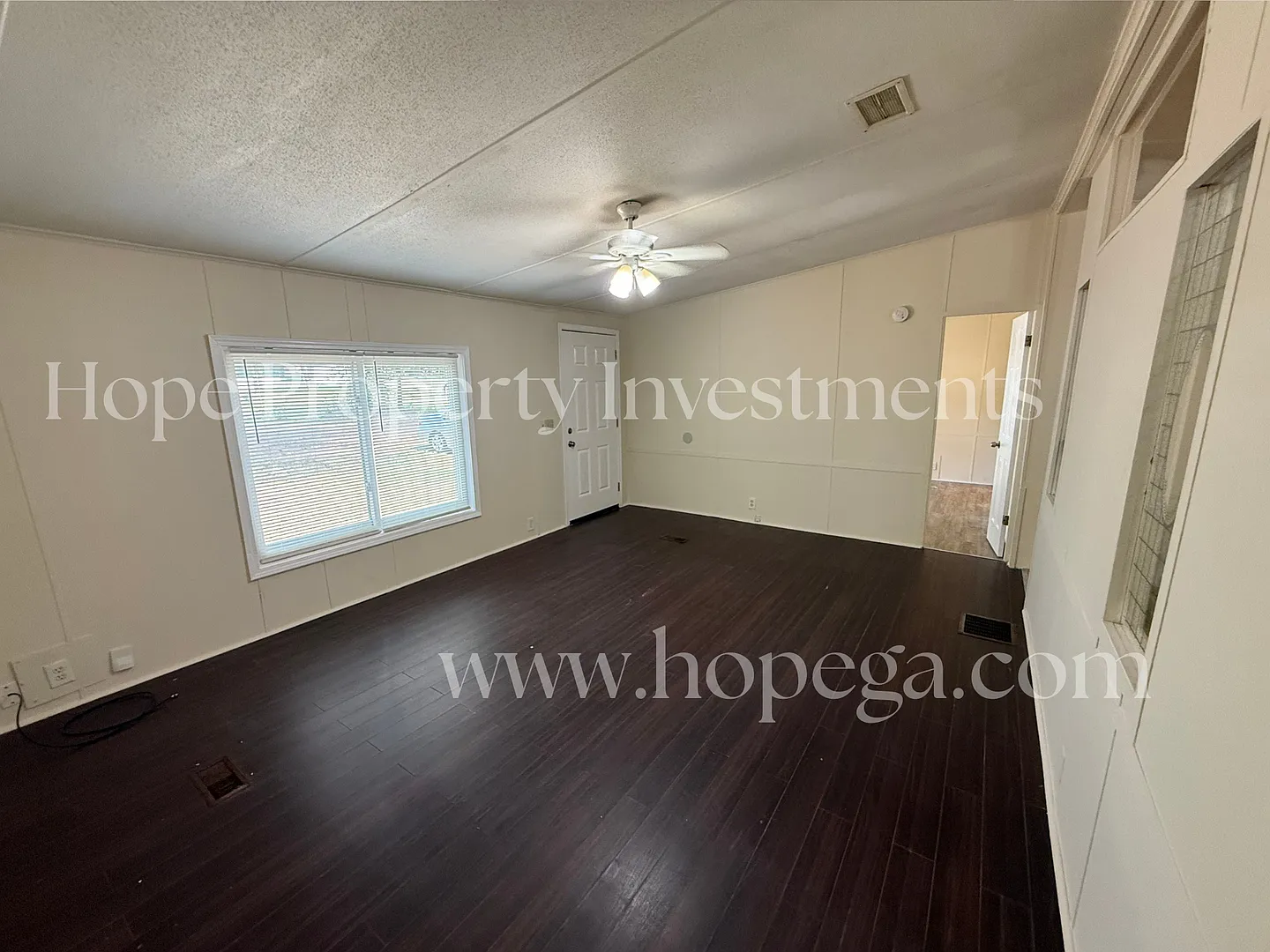 6 Crabapple Ct. Sharpsburg 3 Bedroom 2 Bath — Photo 2