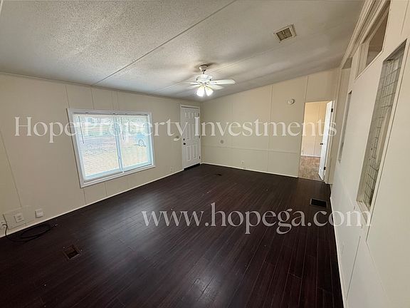 2nd image of 6 Crabapple Ct