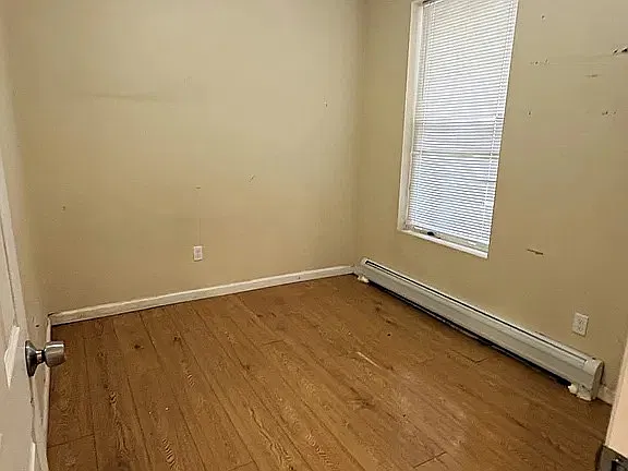 3 bed, $1,950 — Photo 3