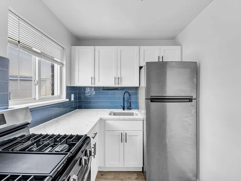 115 Orchard Street — Photo 10