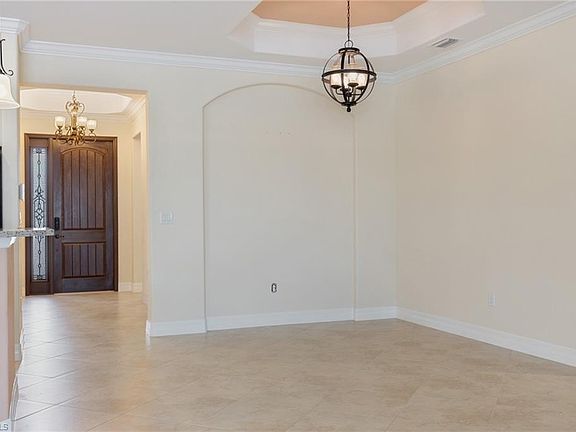 5th image of 28070 Edenderry Ct