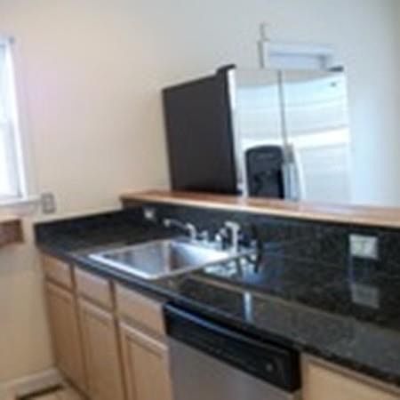 2nd image of 39R Middle St #1