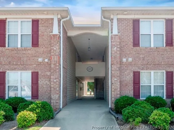 1851 Balmoral Dr, Fayetteville, NC 28304