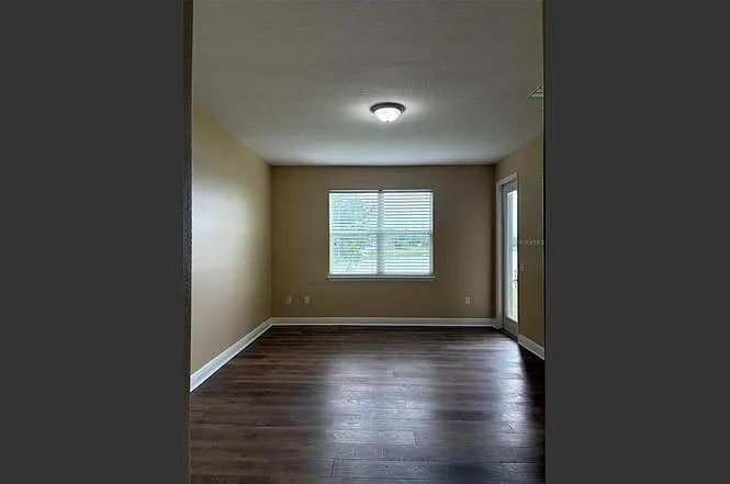 3700 Paradiso Cir — Photo 29
