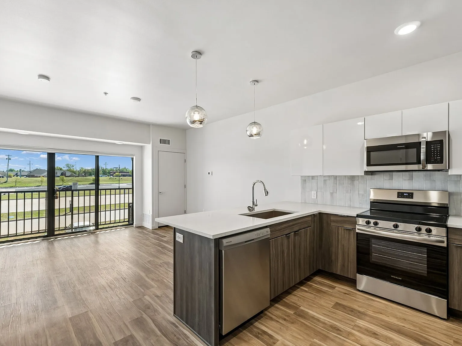 Nova Living — Photo 3