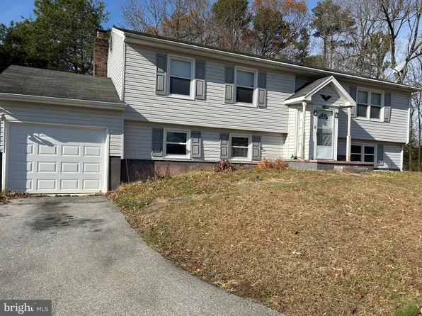 21969 Rosewood Ter, Lexington Park, MD 20653