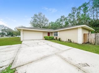 614 Fox Lake Dr, Lakeland, FL 33809