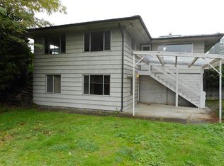 8023 Maltby Rd #B, Woodinville, WA 98072