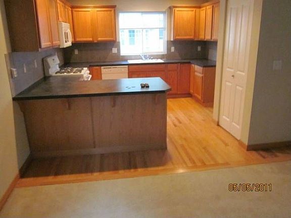 2nd image of 1015 147th St SW