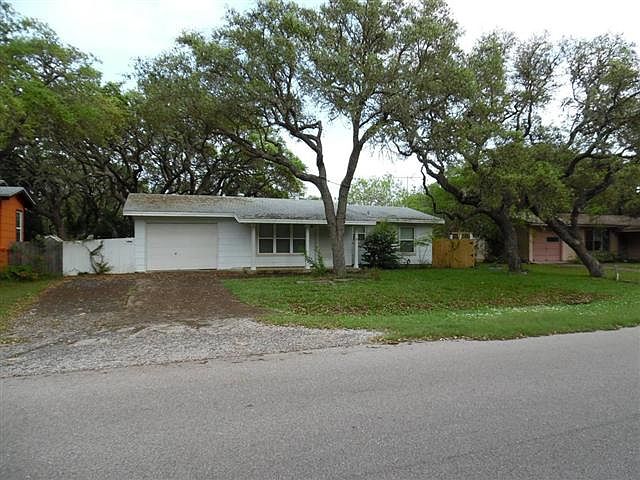 1st image of 1808 Picton Ln