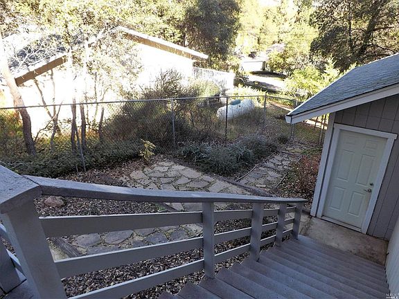 5th image of 2825 Greenway Dr