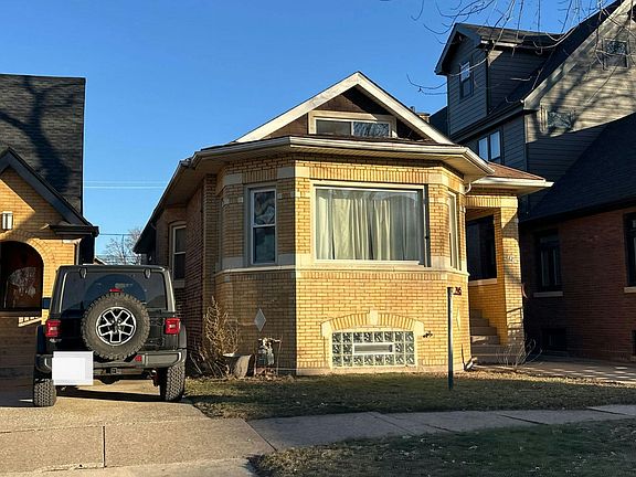 3rd image of 7945 S Chappel Ave