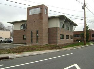 44 Middle Ave, Summit, NJ 07901