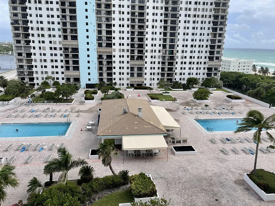 1201 S Ocean Dr #1107S