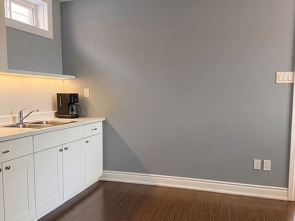 5th image of 282 Aylesworth Ave #All