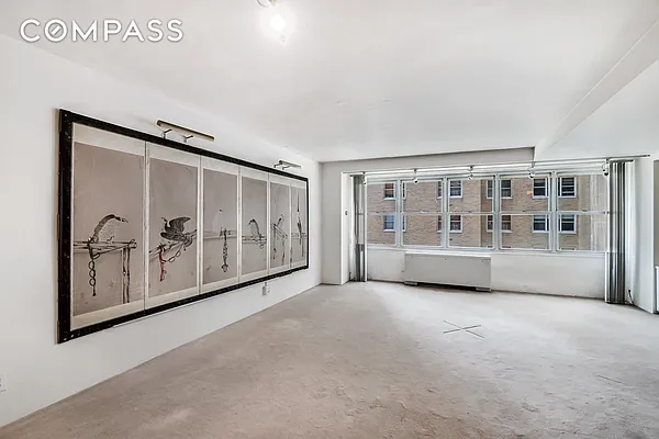 Sold by Compass | media 21