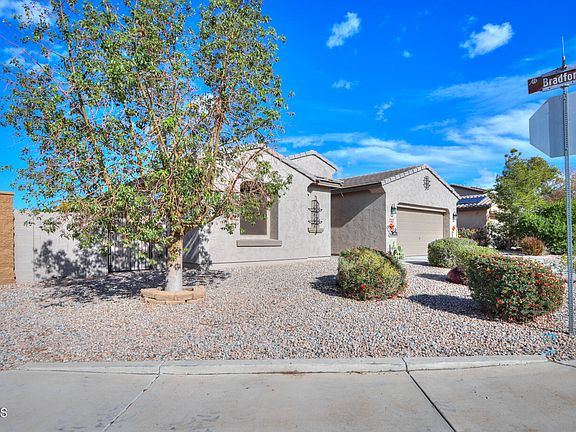 3rd image of 40998 W CHAMBERS Drive