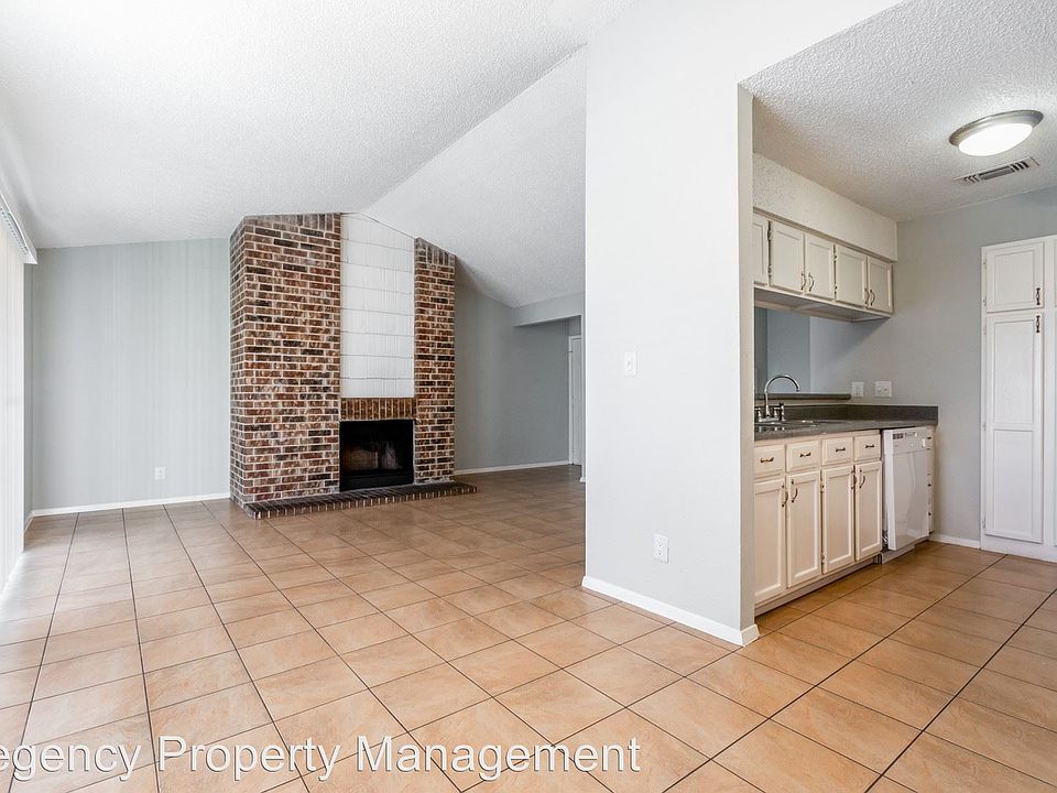 1st image of 1020 Bird Creek Dr APT 104