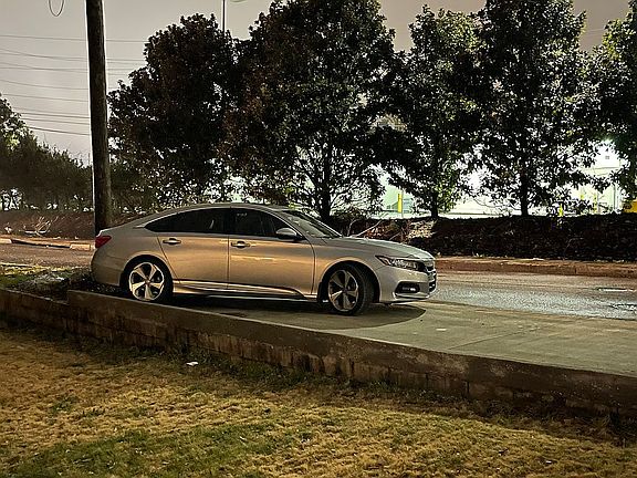 2 Parking spaces added! 2022