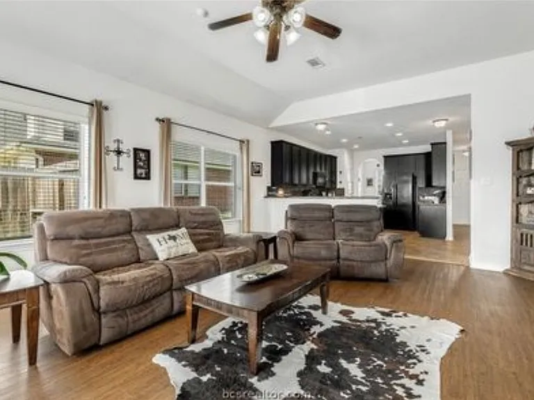 215 Boulder Dr — Photo 9
