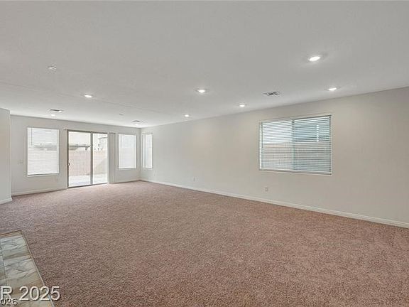 3rd image of 10198 Eden Mountain St