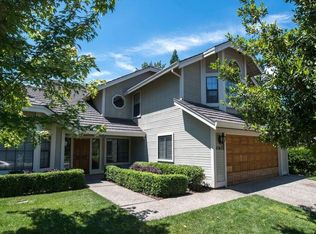 11612 Long Ravine Ct, Gold River, CA 95670