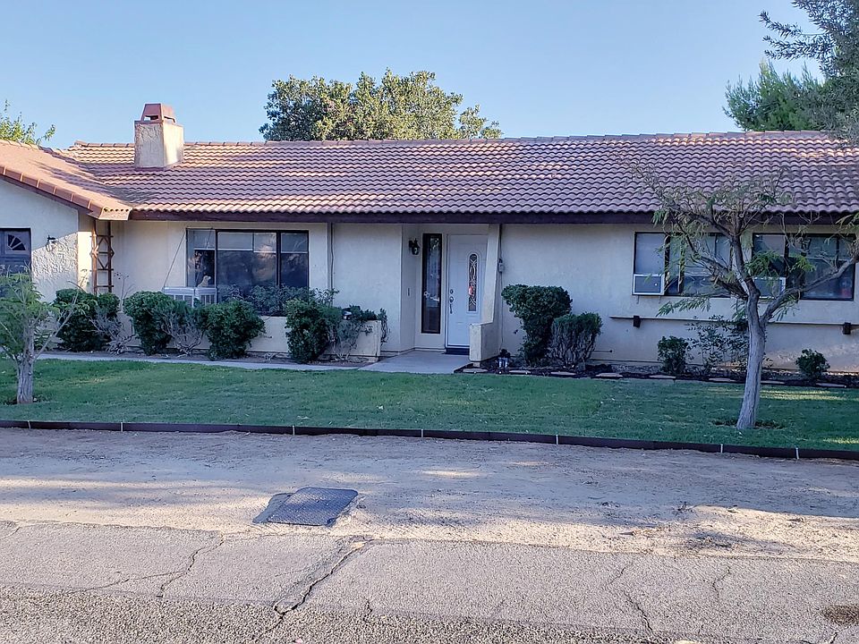 1st image of 17812 Queensglen Ave