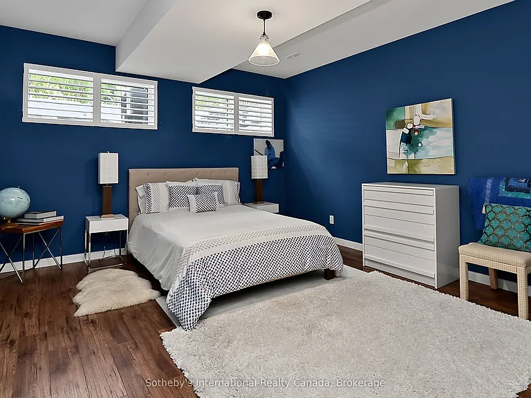 4 Holly Ct — Photo 38