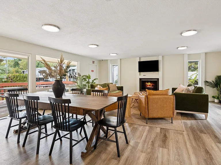 Fairmount Park Apartments — Photo 31