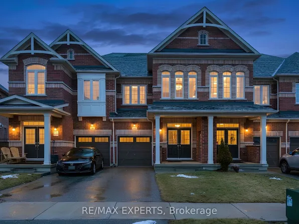 10 Homer Cres, Aurora, ON L4G 1B7