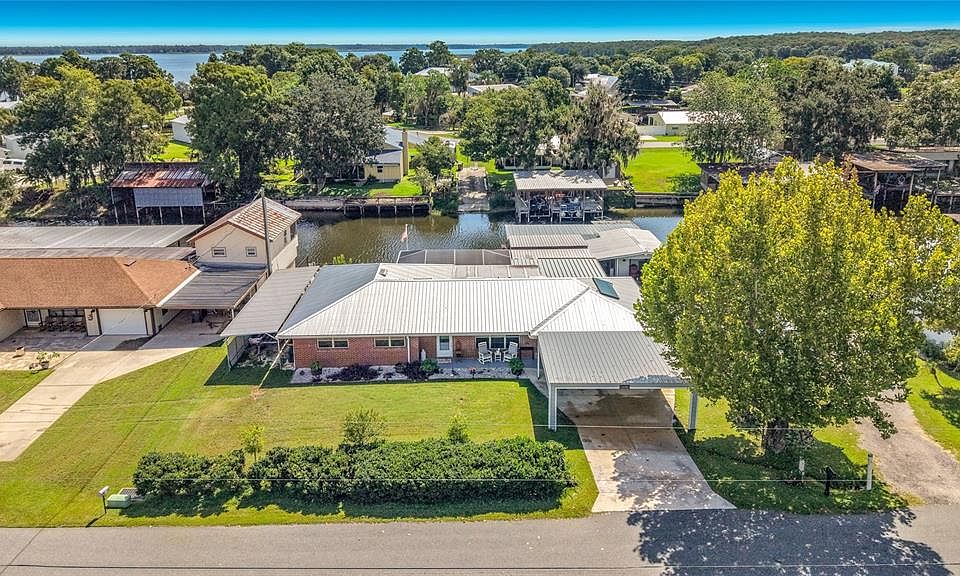 1st image of 116 BREAM STREET