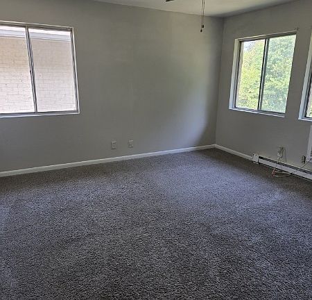 5th image of 550 Harding Pl APT A107