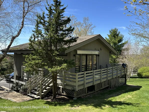 238 Kelly Rd, East Chatham, NY 12060