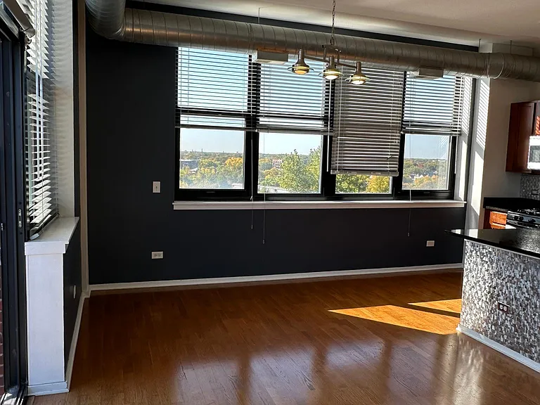 2323 W Pershing Rd #613 — Photo 9