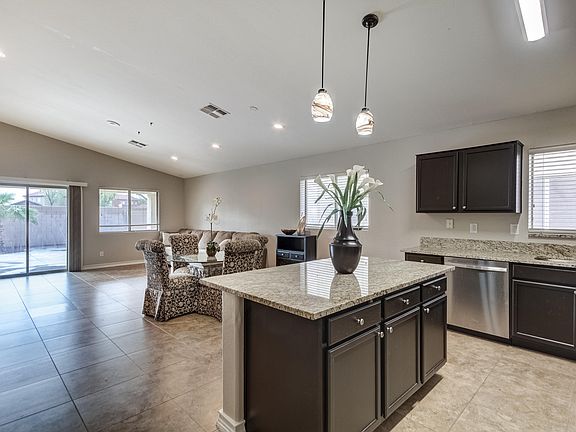 3rd image of 11809 W Electra Ln