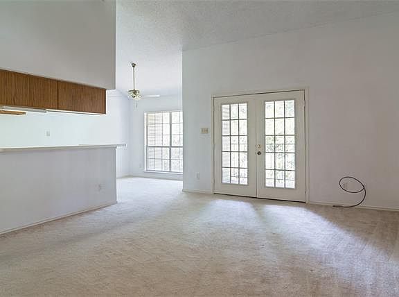 4th image of 2506 Wedglea Dr APT 104