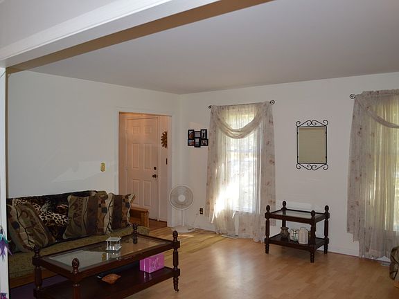 3rd image of 103 Glenwood Ave