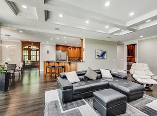 819 W Fairview St, Arlington Heights, IL 60005